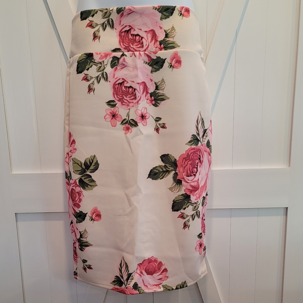 Floral High Waisted Pencil Skirt | Size Large